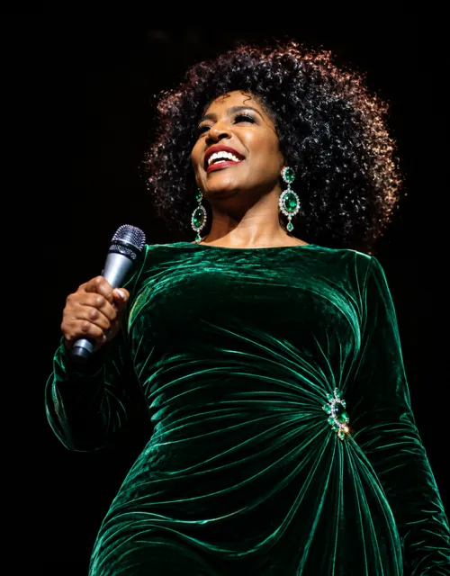 Kimmie Horne’s Holiday Spectacular